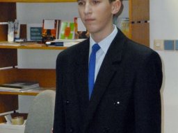 p1000716