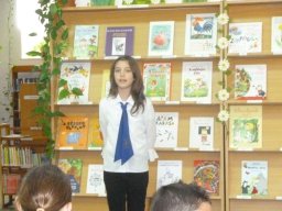2012_szovegelo_p1020981