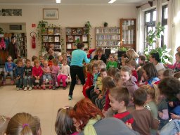 oszi_konyvtari_napok_kerekito_012