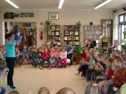 oszi_konyvtari_napok_kerekito_015