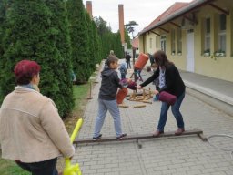 csaladi_vasarnap_okn_2017_50