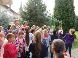gyermek_eloadasok_okn_2017_31