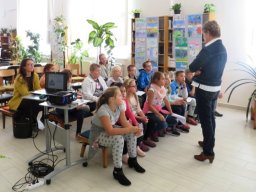 gyermek_eloadasok_okn_2017_37