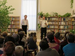 A könyvtárba is eljött a Mikulás