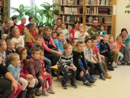 A könyvtárba is eljött a Mikulás