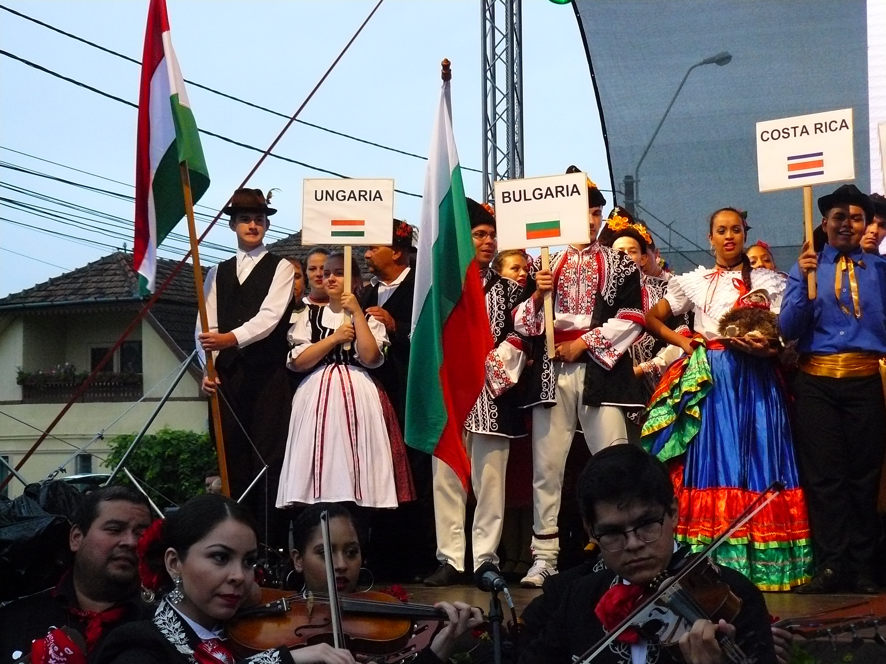 korosmenti tancegyuttes 02